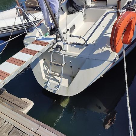 Готель Bateau A Quai St Raphael, 4 Couchages , Voilier Etap 28I Сен-Рафаель Екстер'єр фото